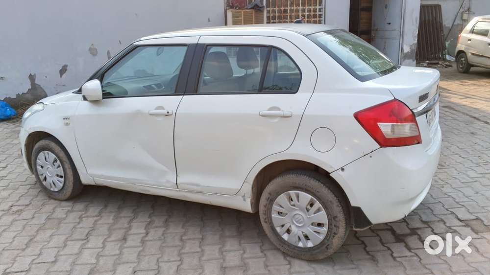 Maruti Suzuki Swift Dzire Lxi Option, 2012, Petrol