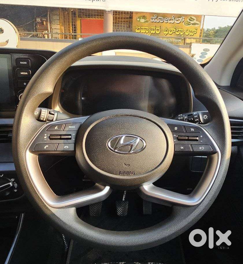 Hyundai I20 Sportz 1.2 Mt, 2023, Petrol