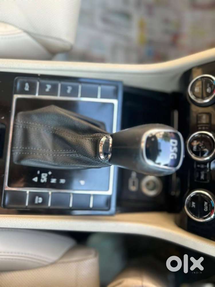 Skoda Superb L&k 1.8 Tsi At, 2019, Petrol
