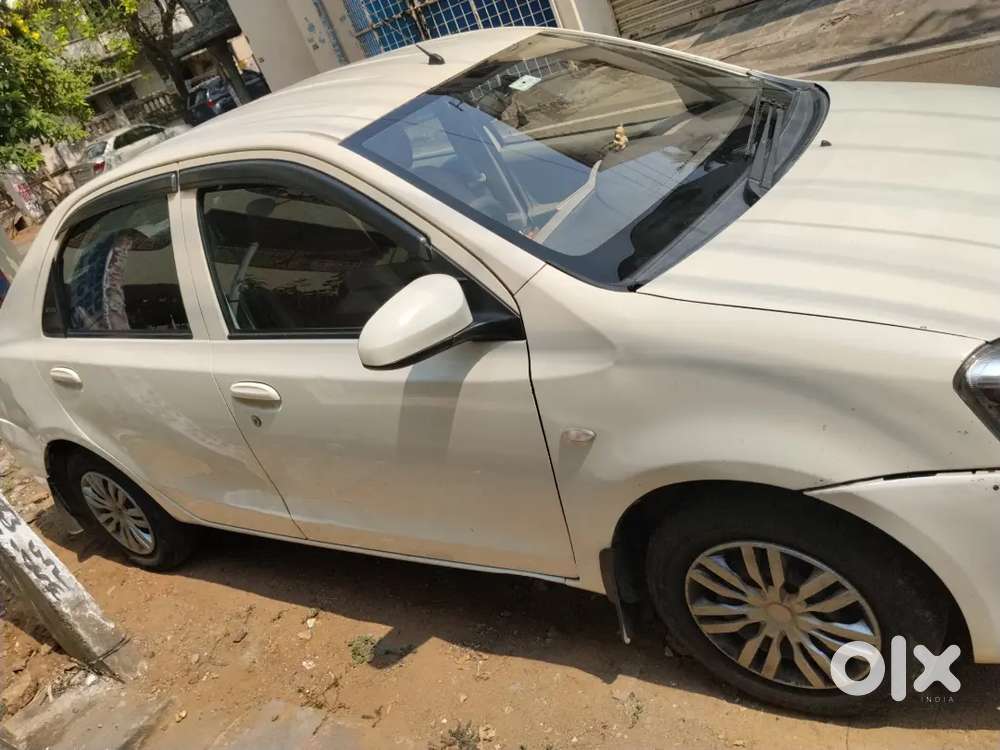 Toyota Etios 2015 Diesel 196000 Km Driven