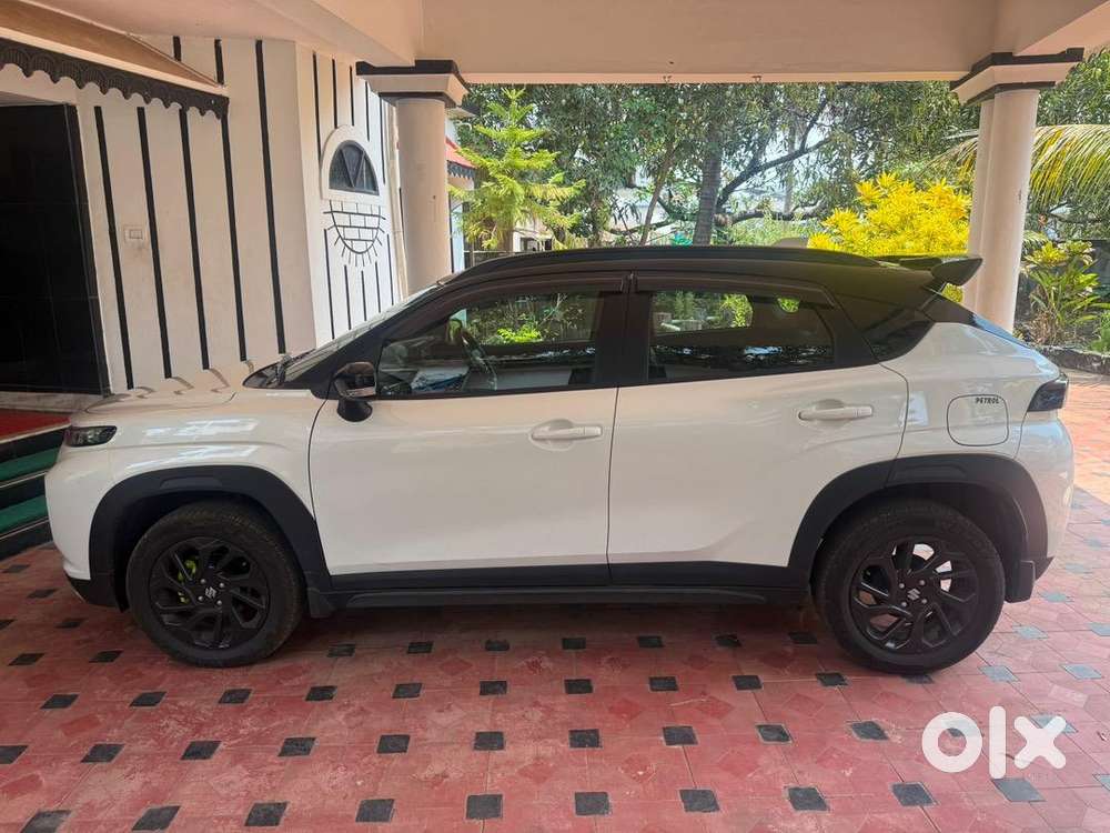Maruti Suzuki Fronx 2024 Petrol Well Maintained