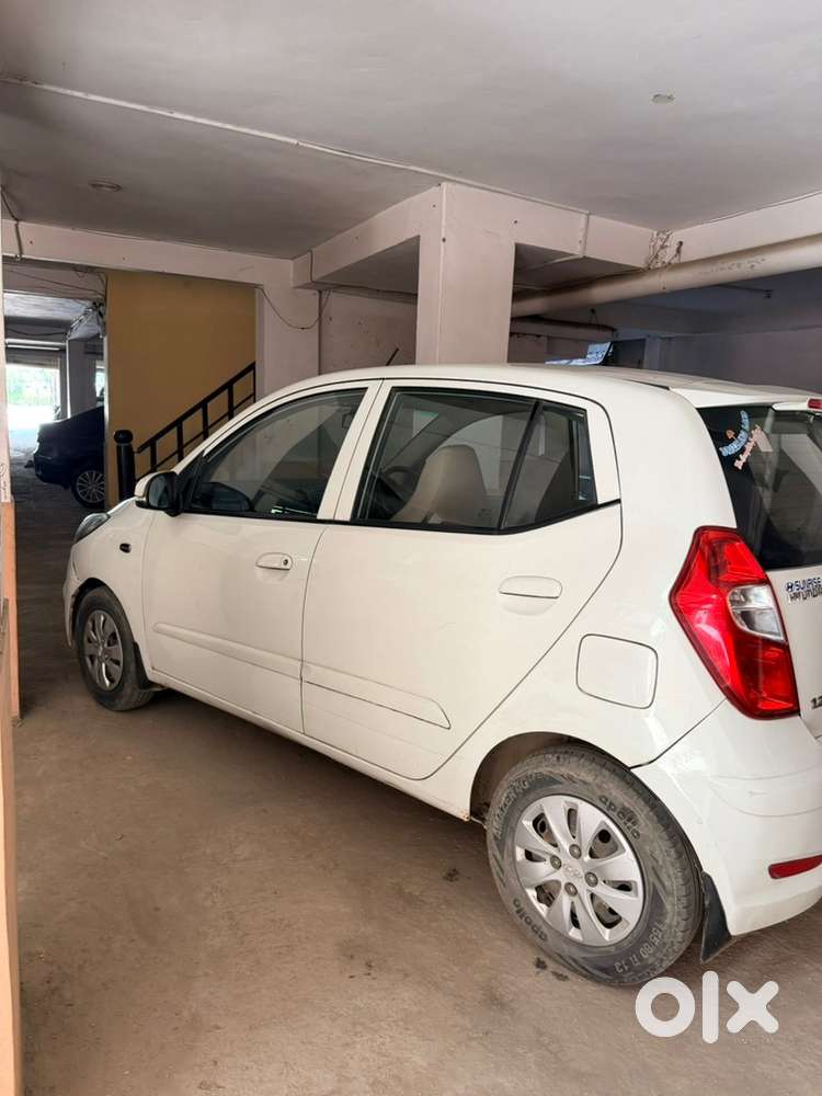 Hyundai I10 Sportz 1.2 Petrol  59,360 Km  Excellent Condition