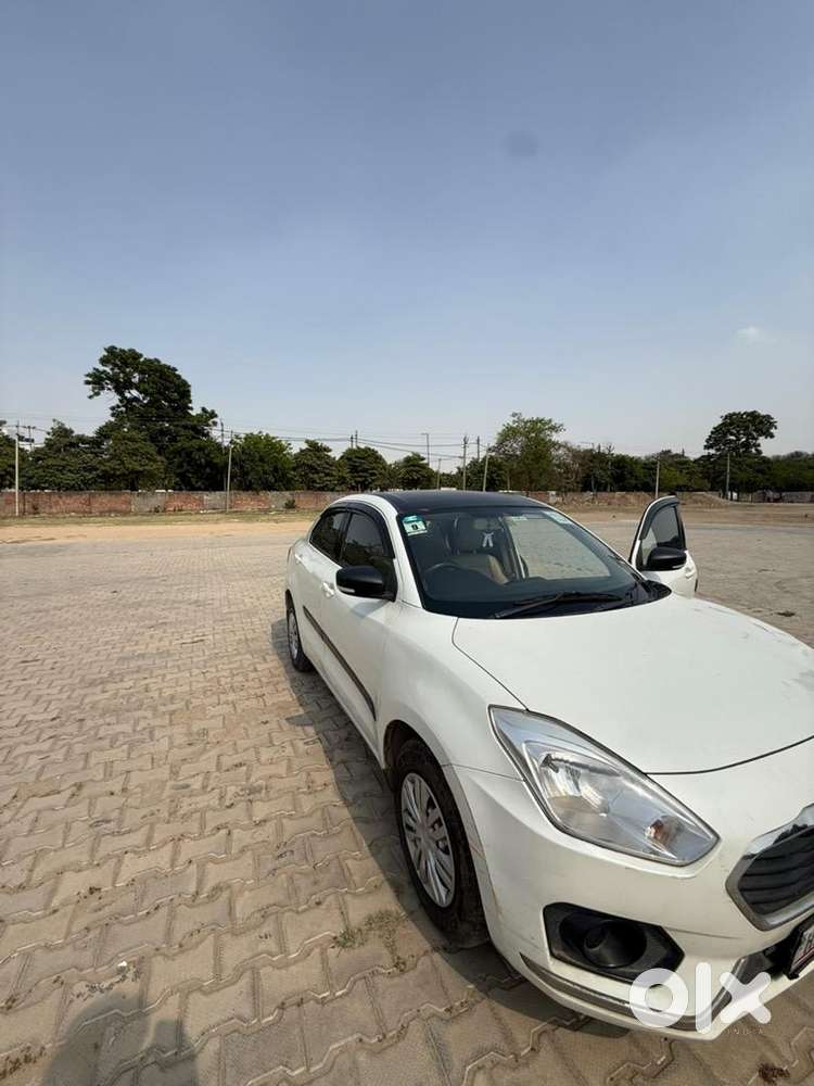 Maruti Suzuki Dzire 2017 Petrol 66386 Km Driven