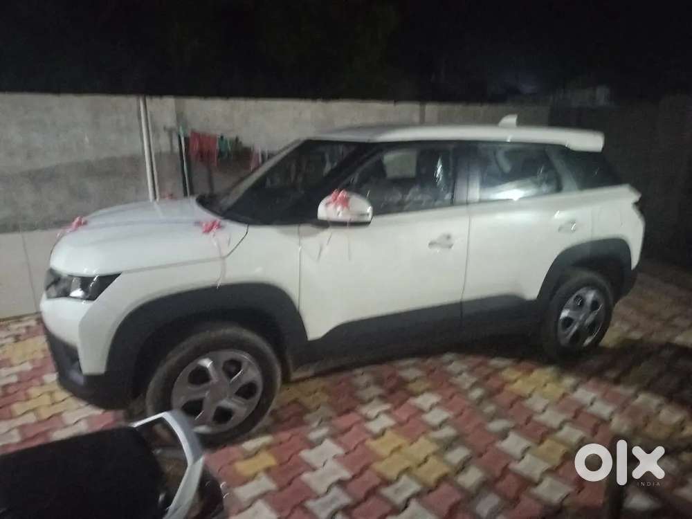 Maruti Brezza Vxi 2024