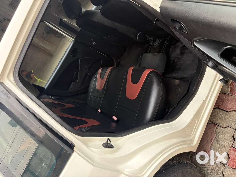 Ford Figo Petrol 2011 Car