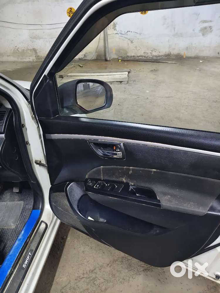 Maruti Suzuki Swift Vxi 2012
