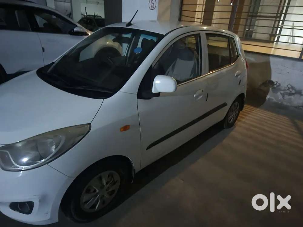 Hyundai I10 2012 Variant Km Driven