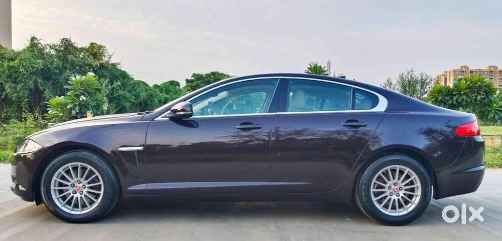 Jaguar Xf 2015 Diesel 39000 Km Driven