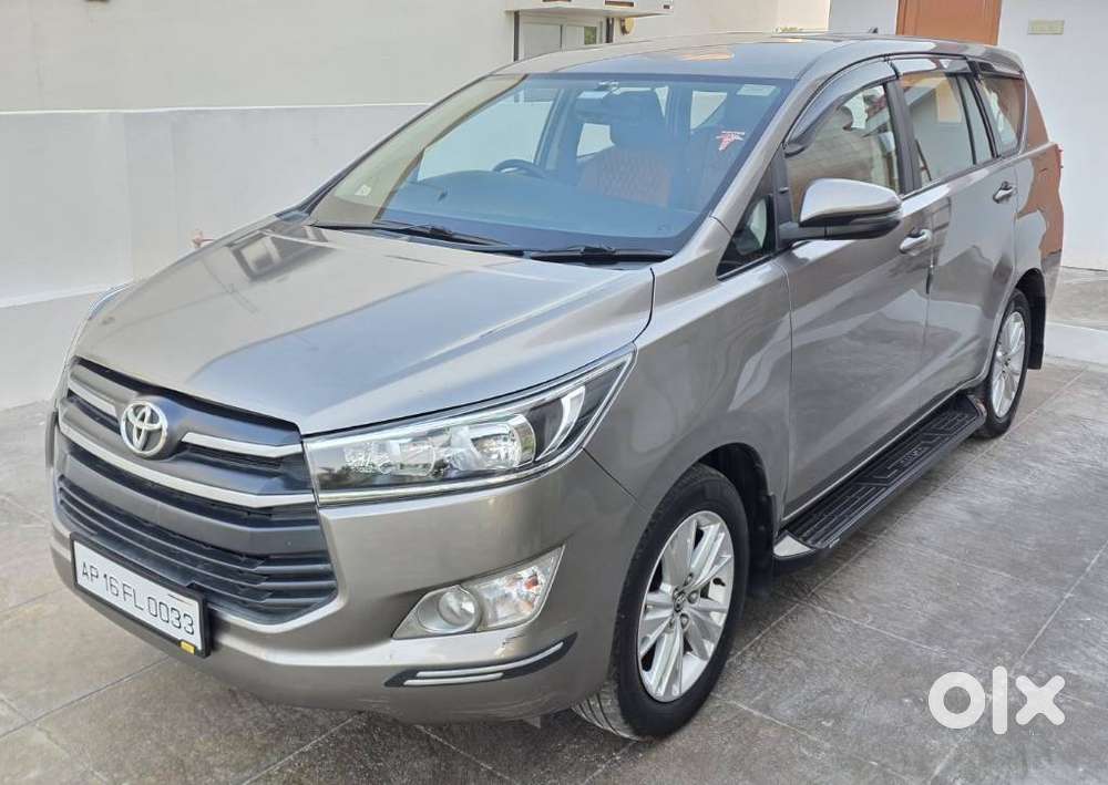 Toyota Innova Crysta 2.4 G Mt 8s, 2018, Diesel