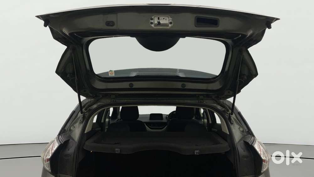 Tata Nexon 1.2 Revotron Xza Plus Dualtone, 2022, Petrol