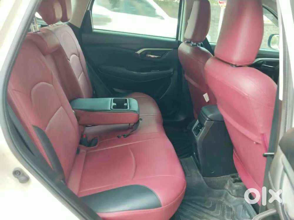 Toyota Urban Cruiser Hyryder, 2025, Petrol