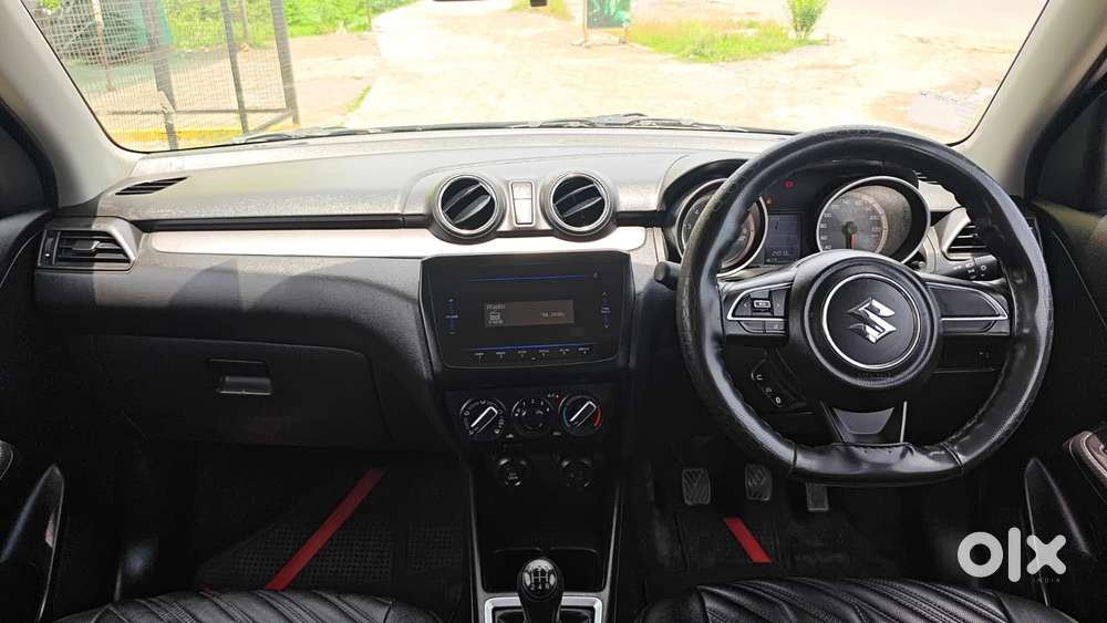 Maruti Suzuki Swift Vxi, 2021, Petrol