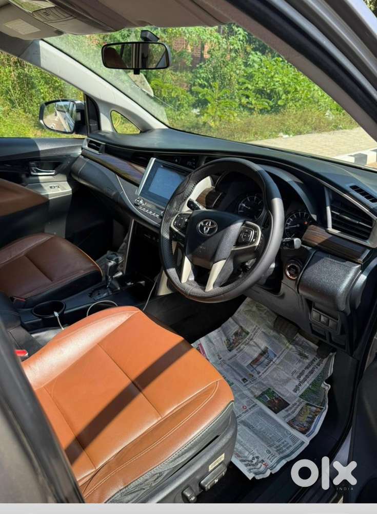 Toyota Innova Crysta 2017