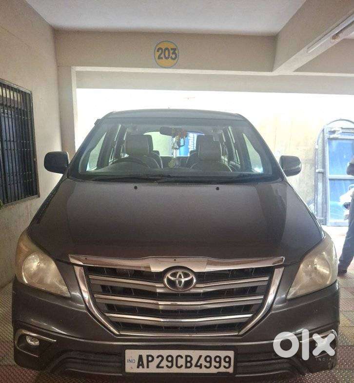 Toyota Innova 2.5 G (diesel) 7 Seater, 2013, Diesel