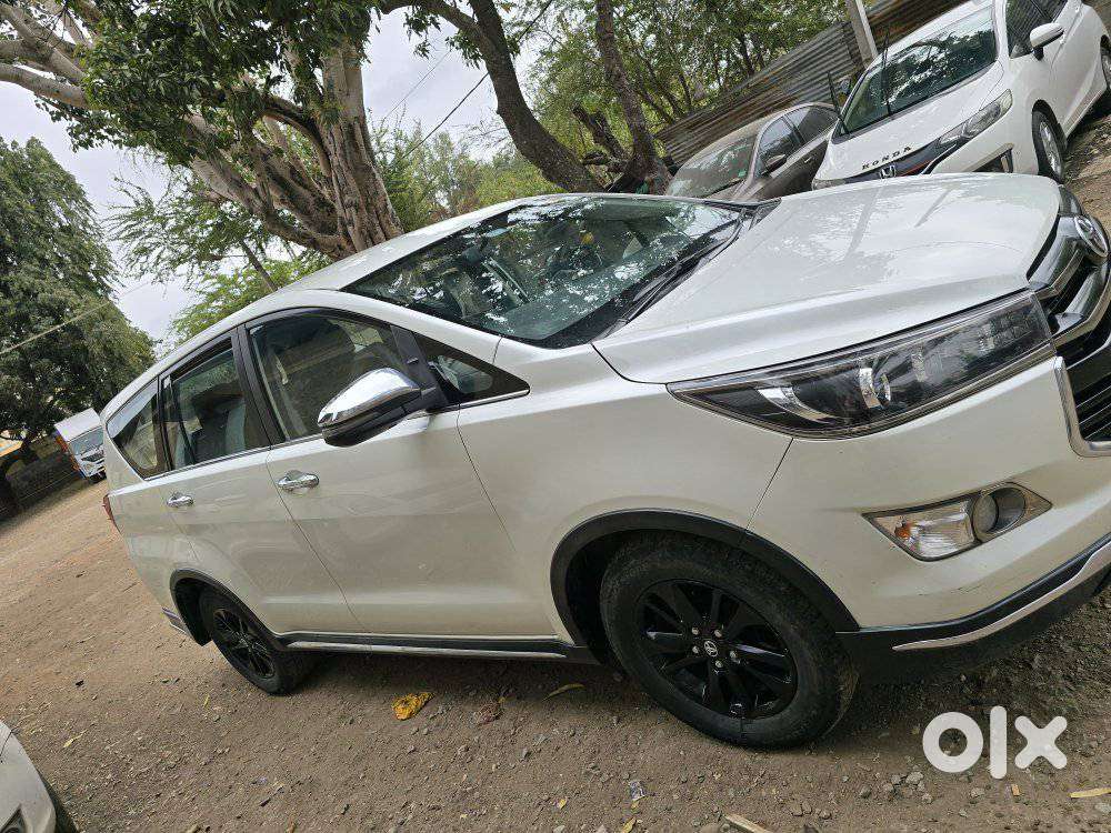 Toyota Innova Crysta 2.8 Touring Sport Diesel At, 2017, Diesel