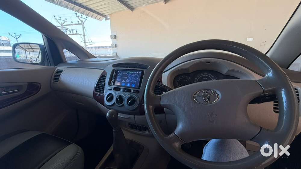Toyota Innova 2.5 Vx 2006