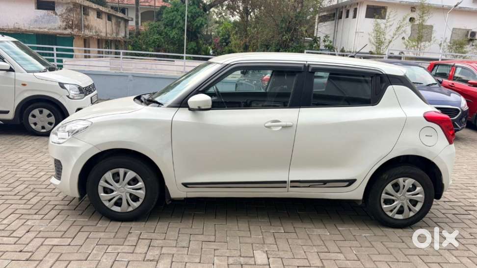 Maruti Suzuki Swift Amt Vxi, 2018, Petrol
