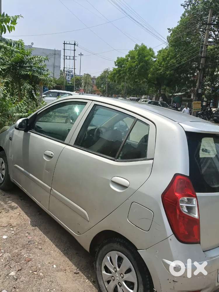 Hyundai I10 Sportz At Second-hand 2011