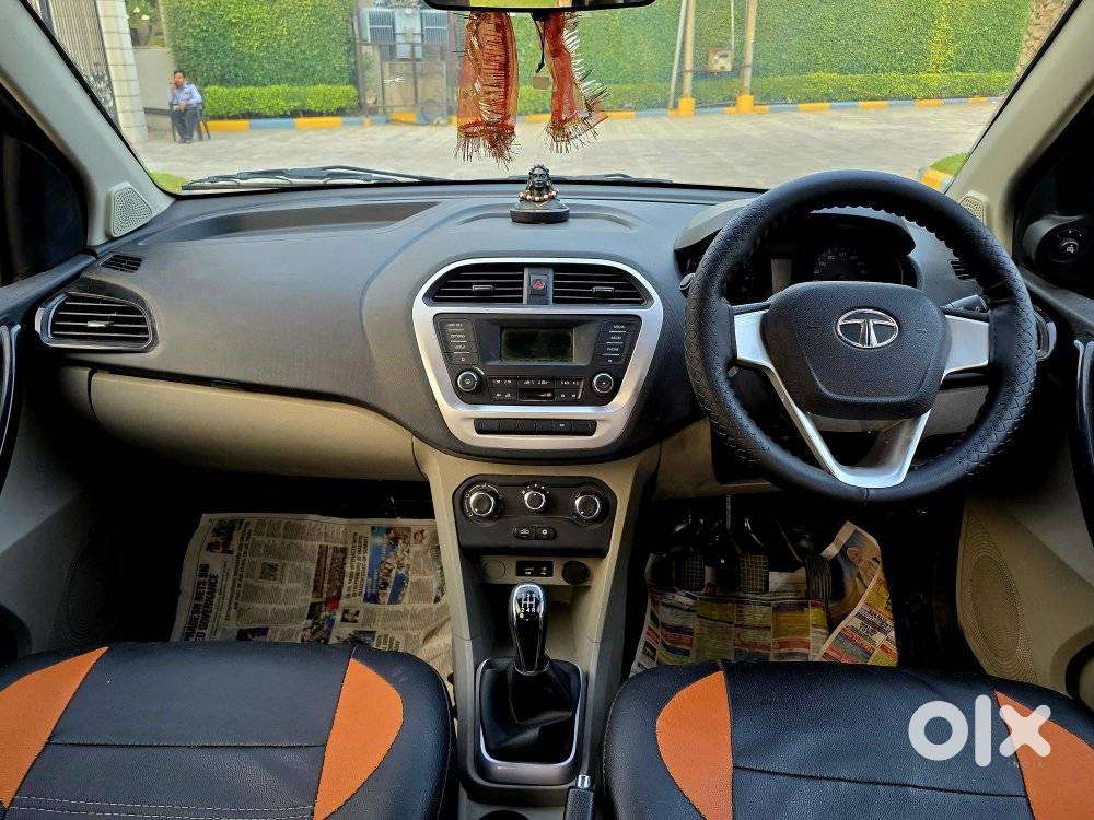 Tata Tiago 1.2 Revotron Xt (o), 2017, Petrol