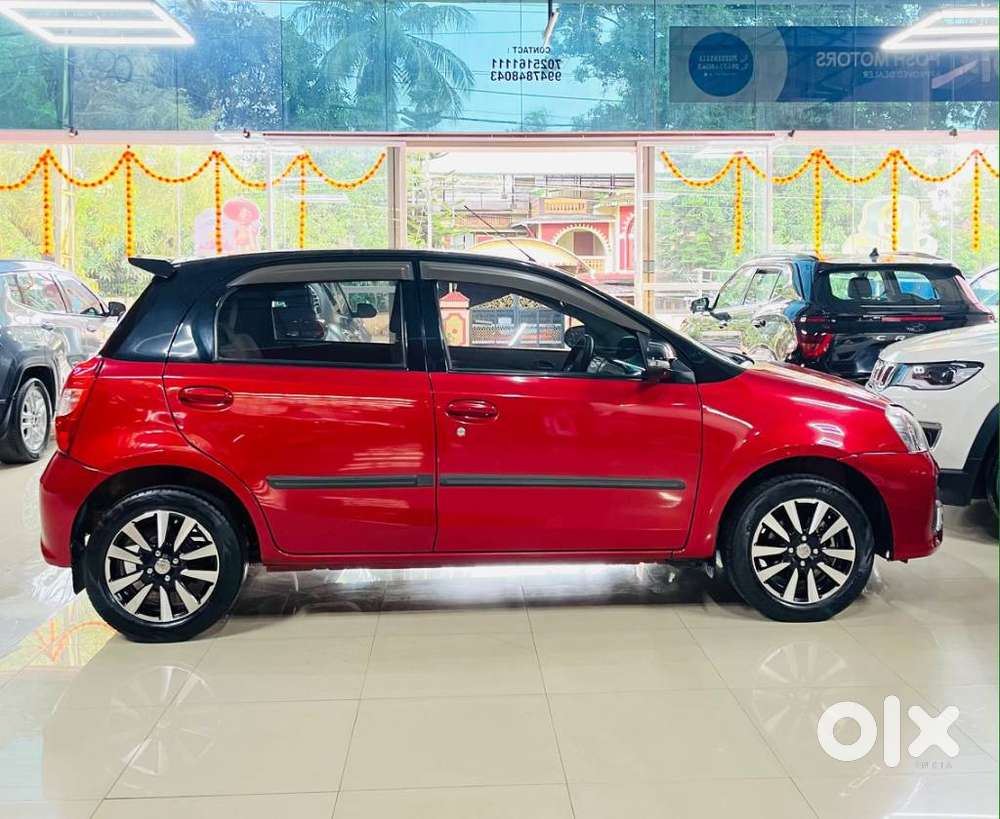 Toyota Etios Liva 1.2 V Dual Tone, 2018, Petrol