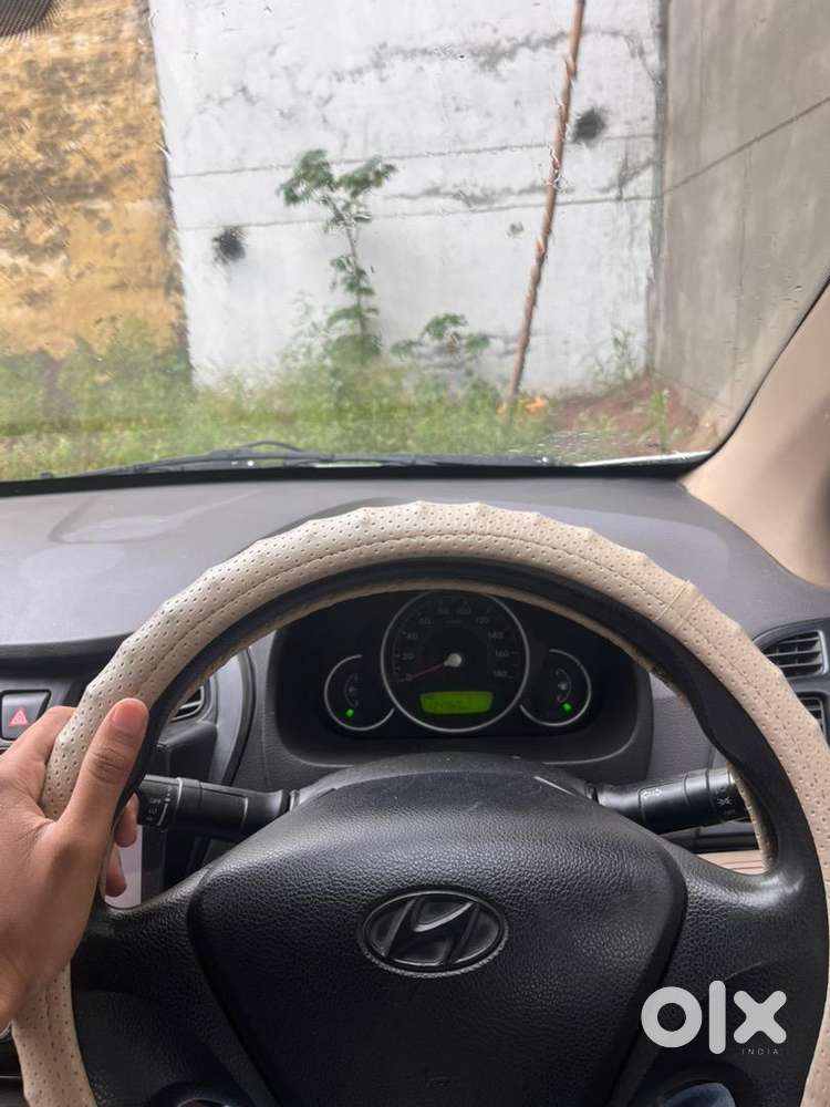 Hyundai Petrol Car 2012