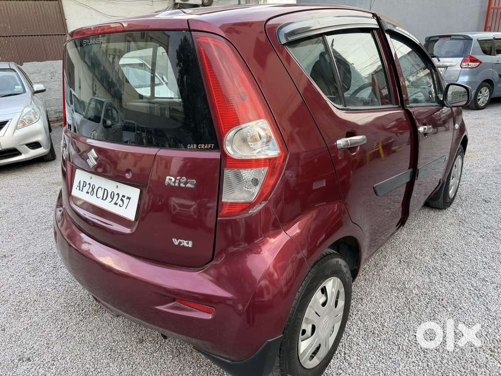 Maruti Suzuki Ritz Vxi, 2011, Petrol