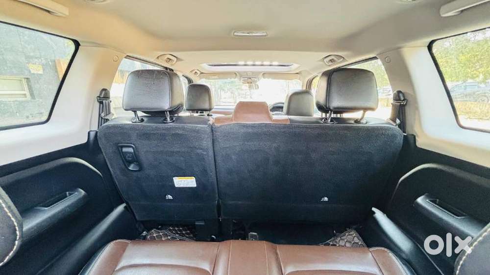 Mahindra Scorpio N Z8 Petrol Mt 7 Str, 2023, Petrol