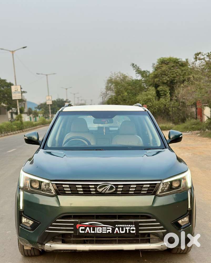 Mahindra Xuv300 W8 Option Dual Tone Diesel, 2020, Diesel
