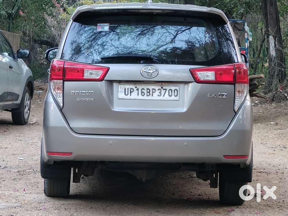 Toyota Innova Crysta 2.4 V 7 Str, 2017, Diesel
