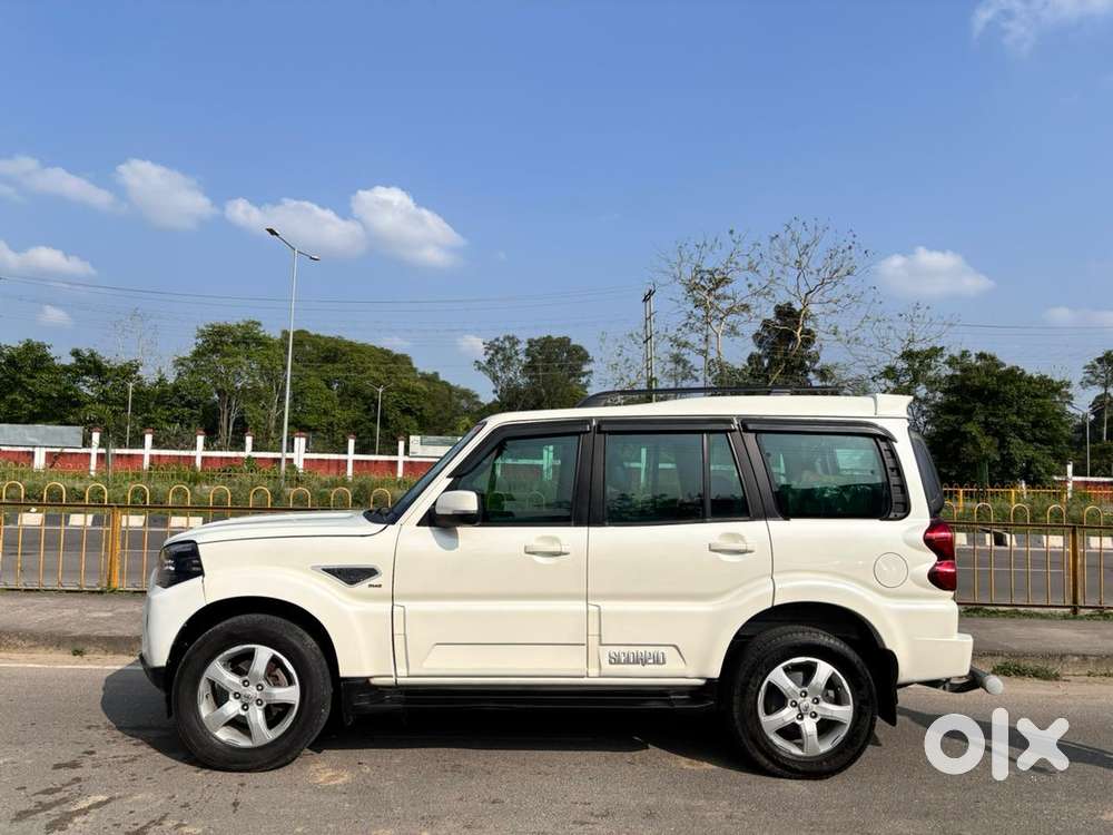Mahindra Scorpio Classic 2.2 S 11 Mt 7 Str, 2022, Diesel