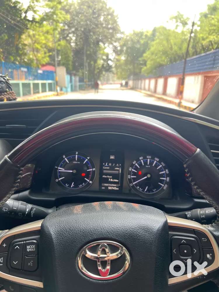 Toyota Innova Crysta, 2016, Diesel