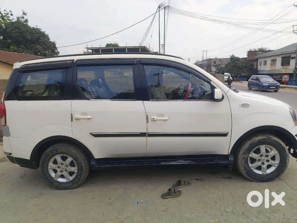 Mahendra Xylo Car