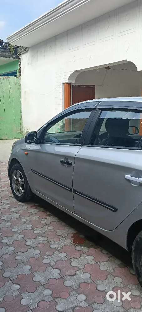 Hyundai I20 2010 Car