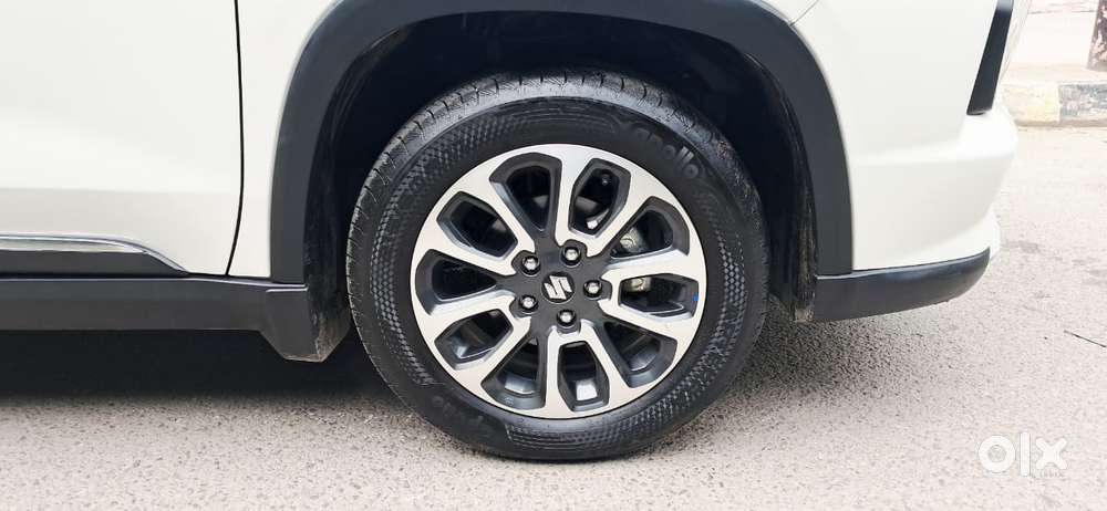 Maruti Suzuki Grand Vitara 1.5 Alpha Smart Hybrid At, 2024, Petrol