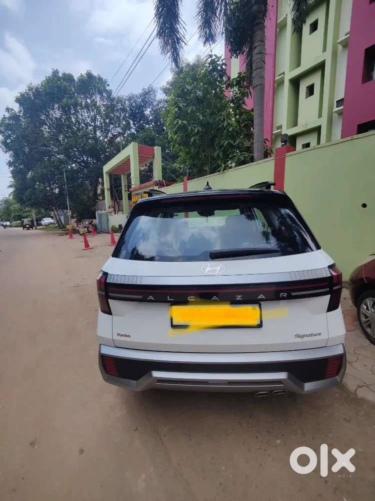 Hyundai Alcazar 1.5 Petrol 2025