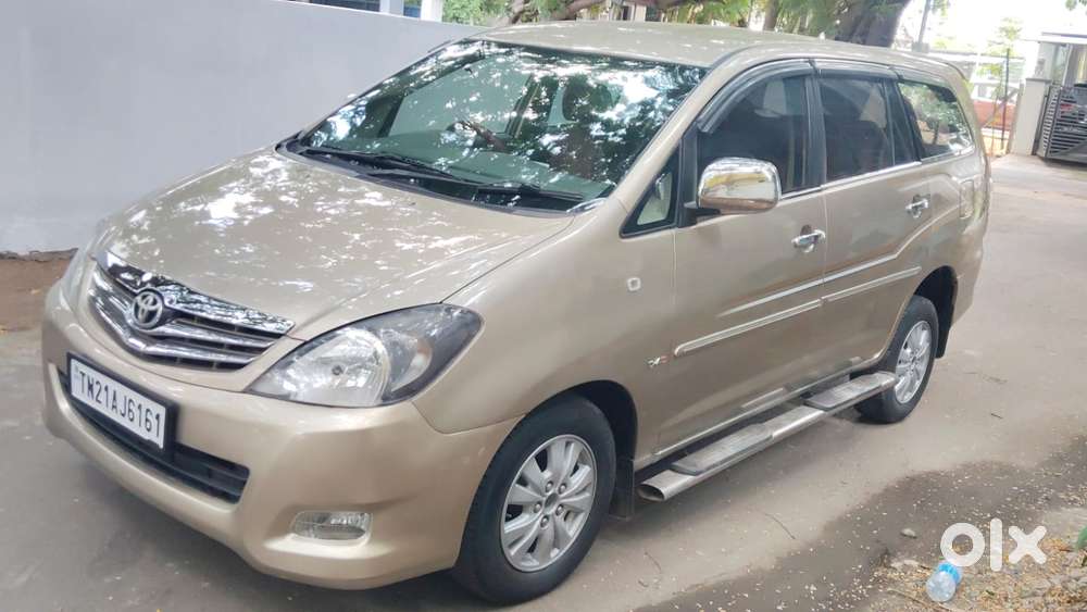 Toyota Innova 2.5 V 7 Str, 2011, Diesel