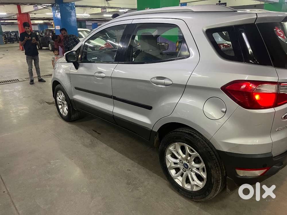 Ford Escort 1.8 2015 Cng