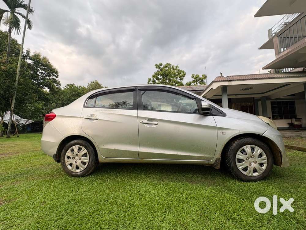Honda Amaze Petrol 2015