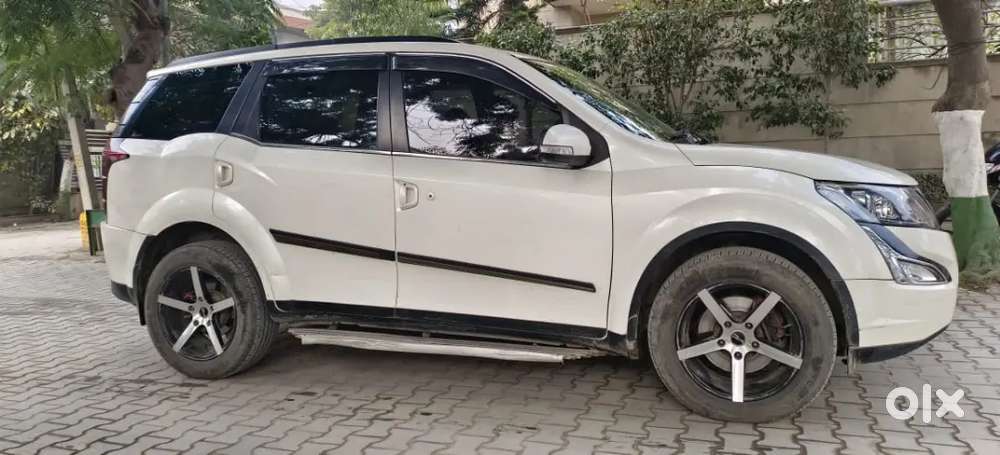 Mahindra Xuv500 Diesel 2017 W10