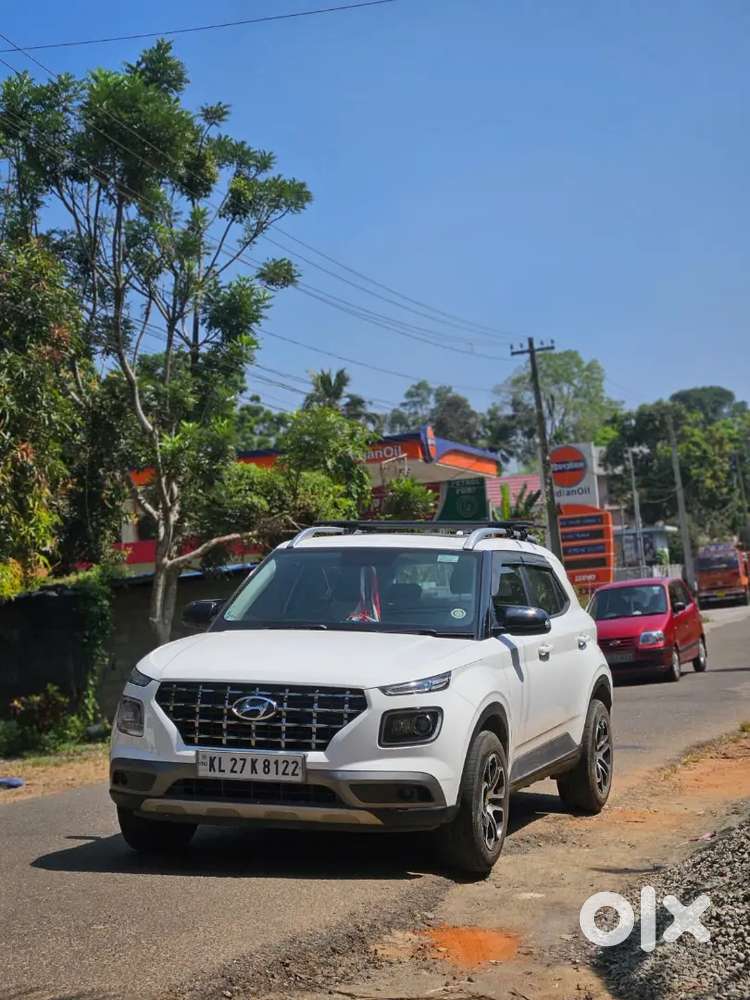 Hyundai Venue Diesel 2021