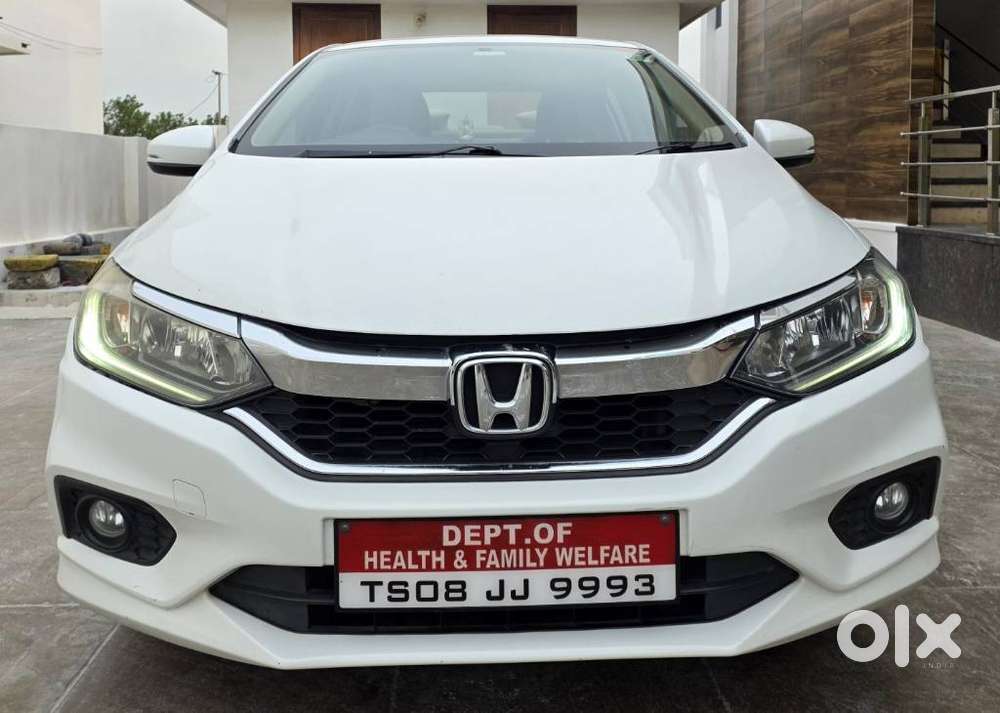 Honda City V Mt Sunroof, 2022, Petrol