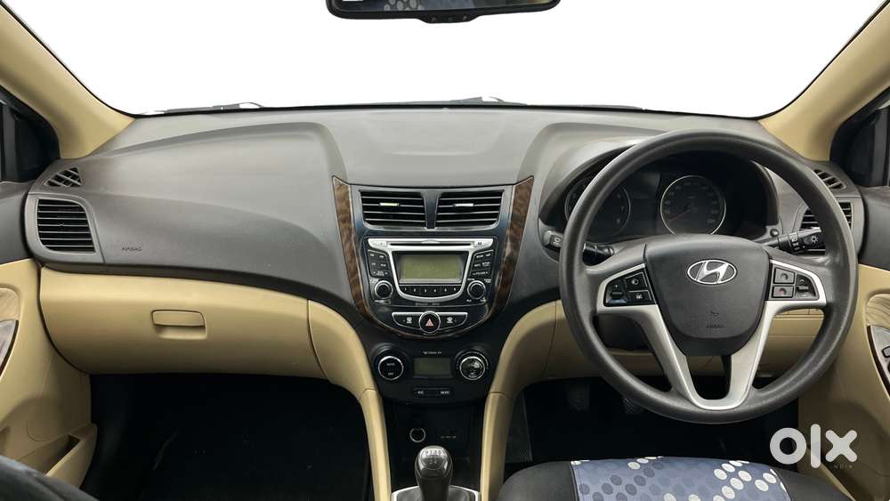 Hyundai Verna Fluidic 1.6 Vtvt Sx, 2014, Petrol