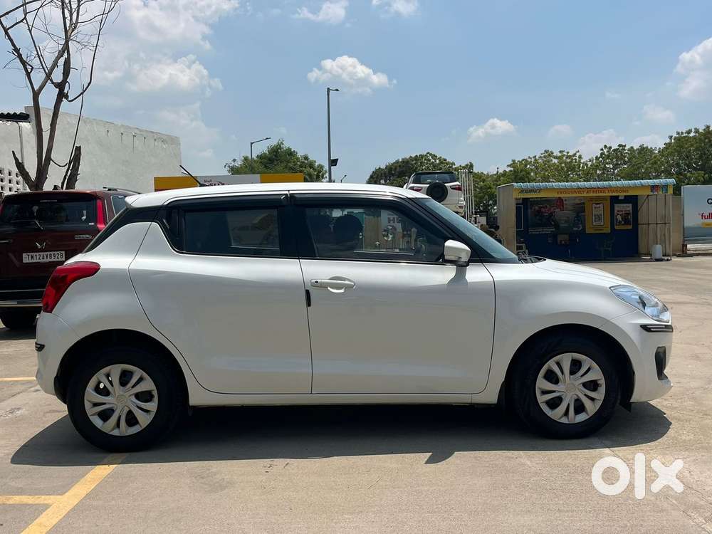 Maruti Suzuki Swift Vxi Abs Bsiv, 2020, Petrol