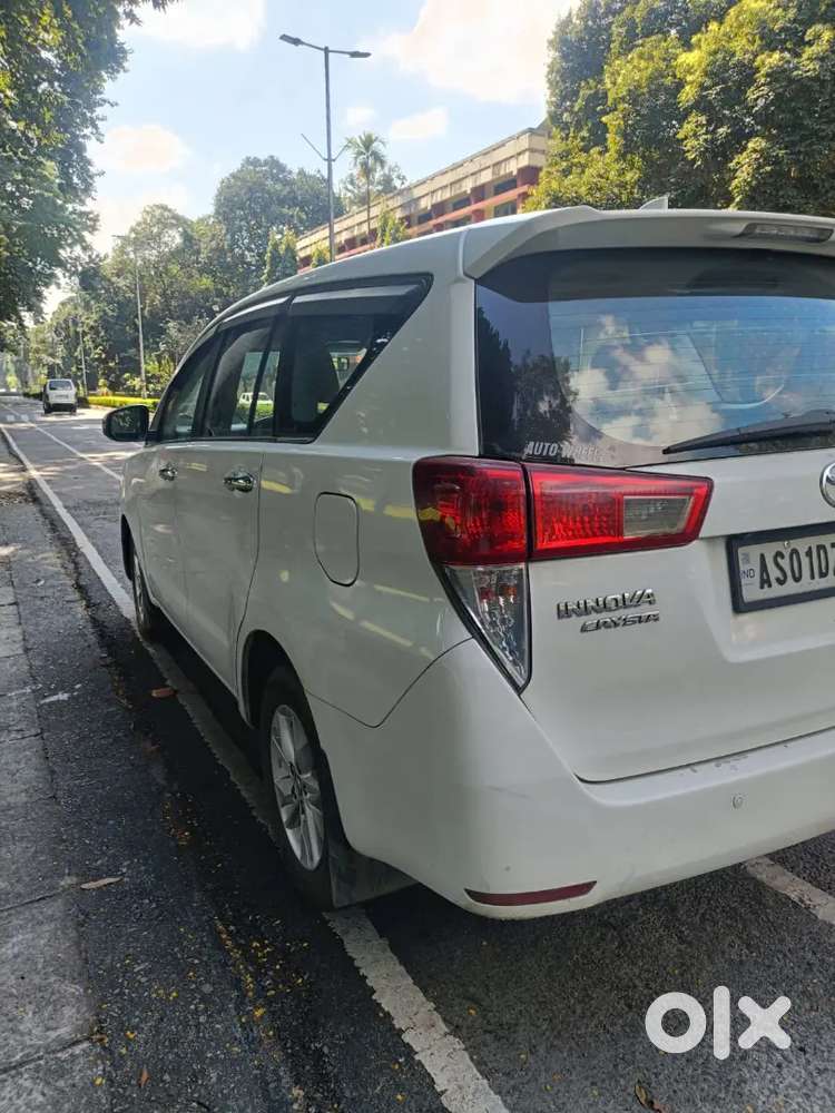 Toyota Innova Crysta 2019