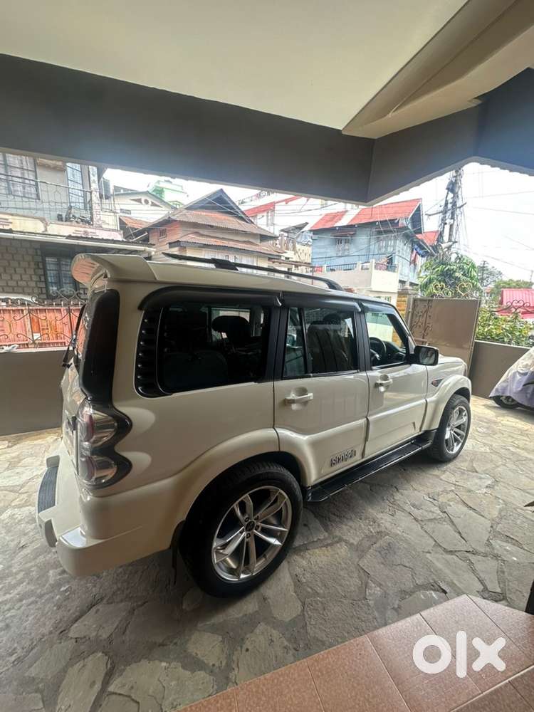 Mahindra Scorpio 2016 Diesel Well Maintained