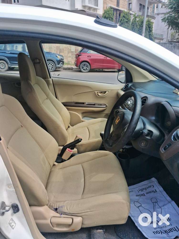 Honda Brio, 2012, Petrol