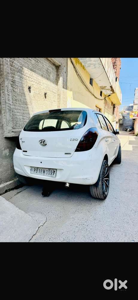 Hyundai I20 Sportz 2011