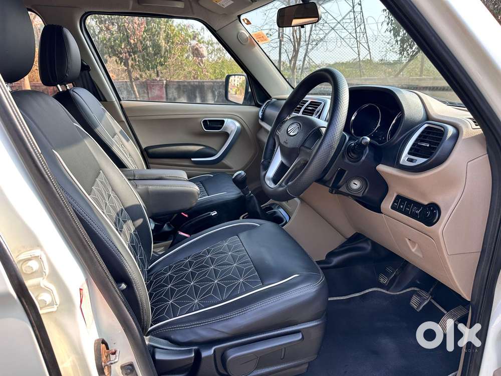 Mahindra Tuv 300 T10, 2019, Diesel