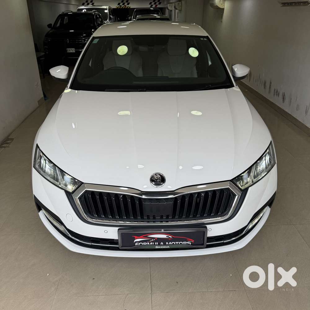 Skoda Octavia 2.0 L K Tsi At, 2022, Petrol