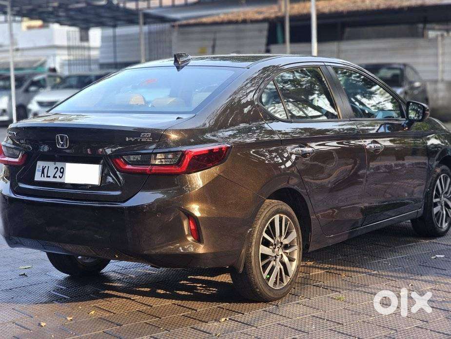 Honda City Zx Petrol Mt, 2021, Petrol